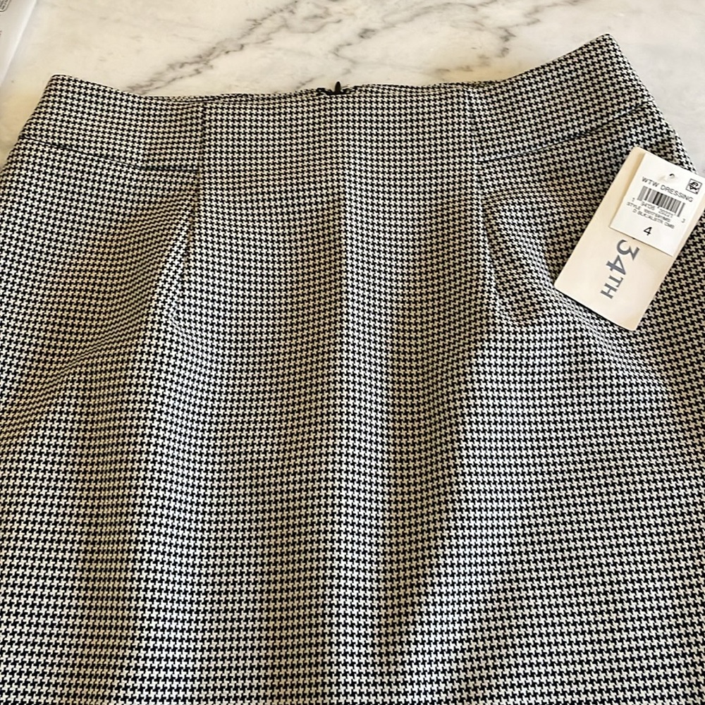On 34th Macy’s Women’s nwt new woven houndstooth black white pencil skirt size 4 - Picture 8 of 8
